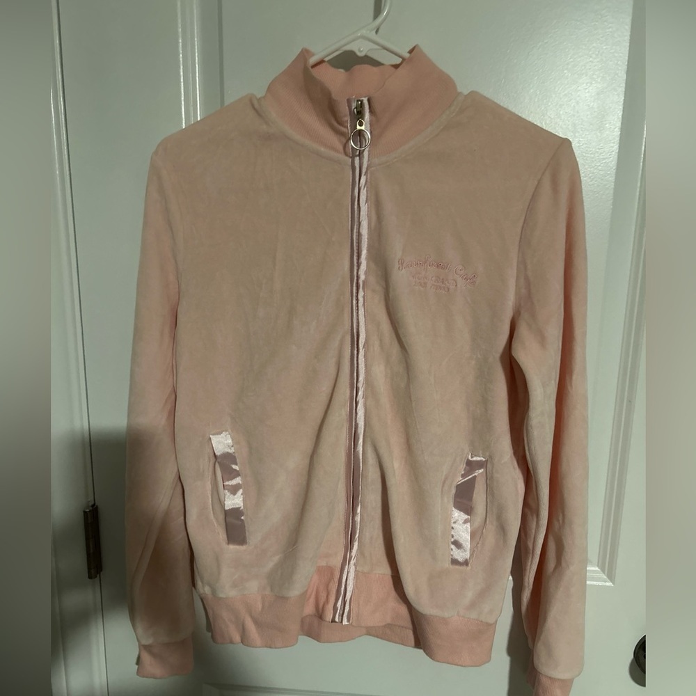 Rainforest Cafe MGM Grand Las Vegas Women’s Large Pink Zip Up Sweatshirt NWT